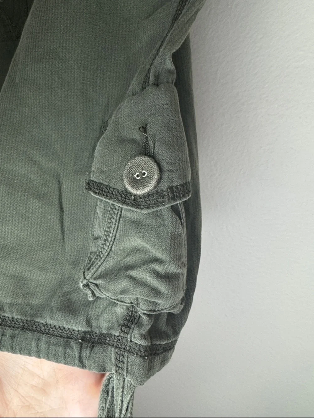 Da-Nang Olive Green Women's Cargo Shorts - Picture 3 of 7